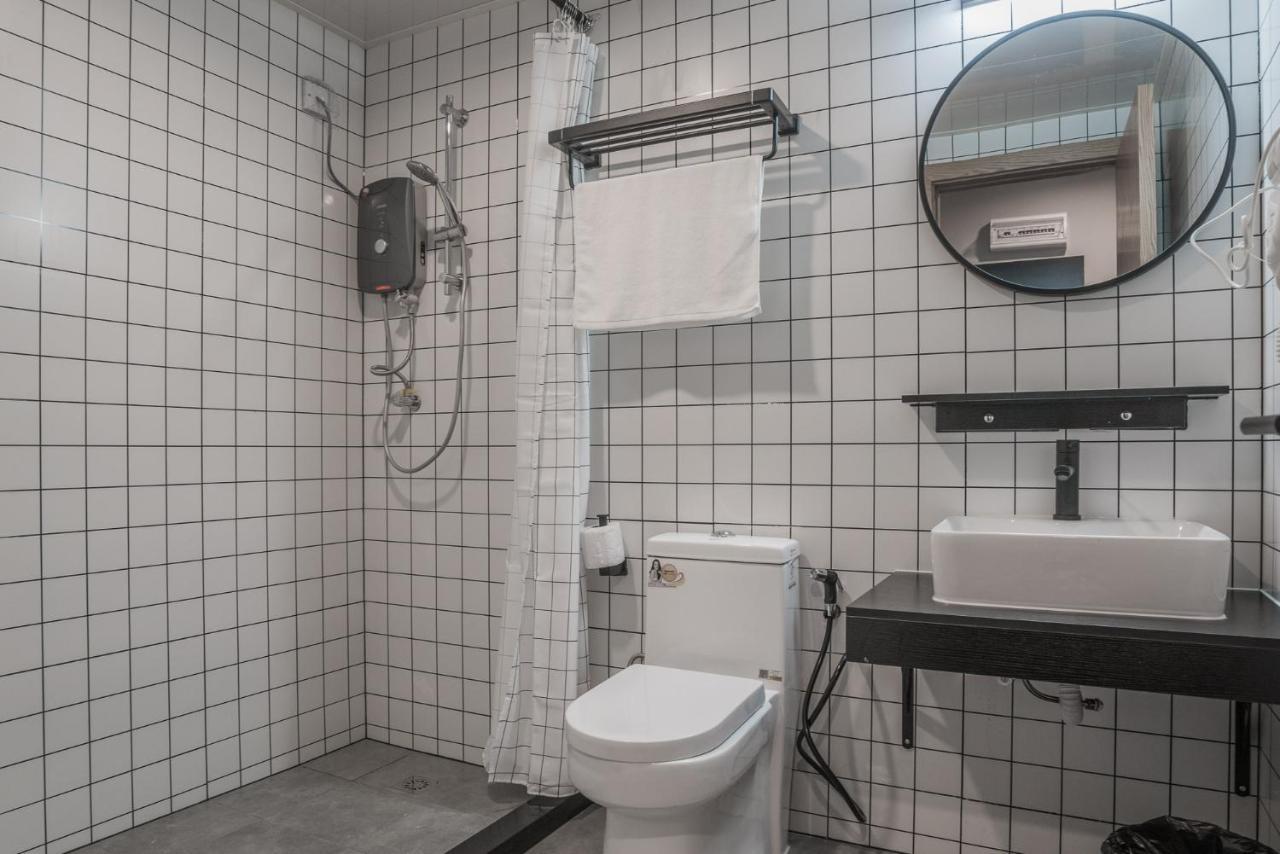 Paly Hotel Semporna Eksteriør bilde