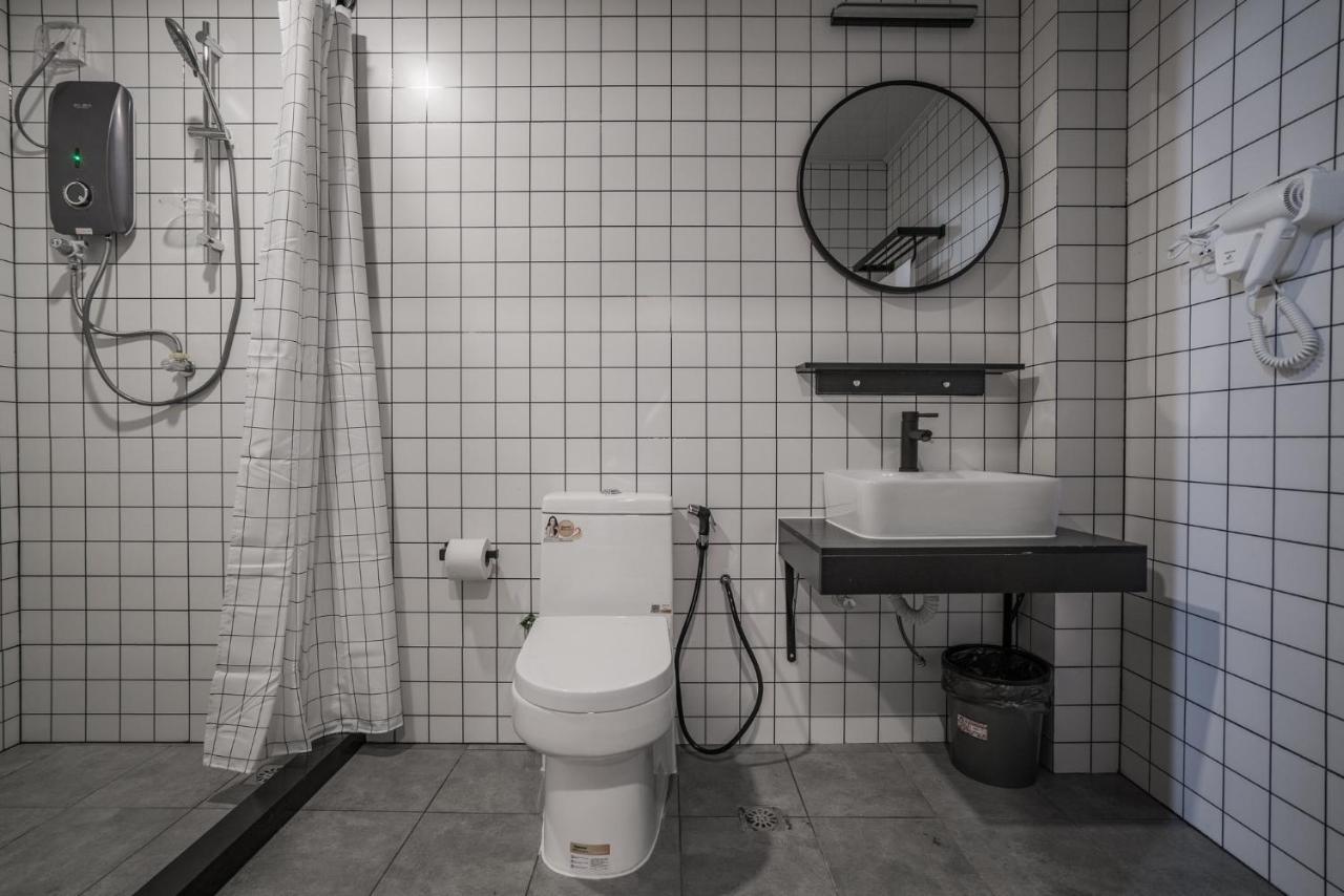 Paly Hotel Semporna Eksteriør bilde