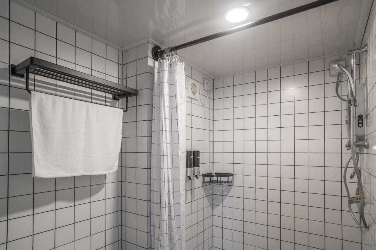Paly Hotel Semporna Eksteriør bilde